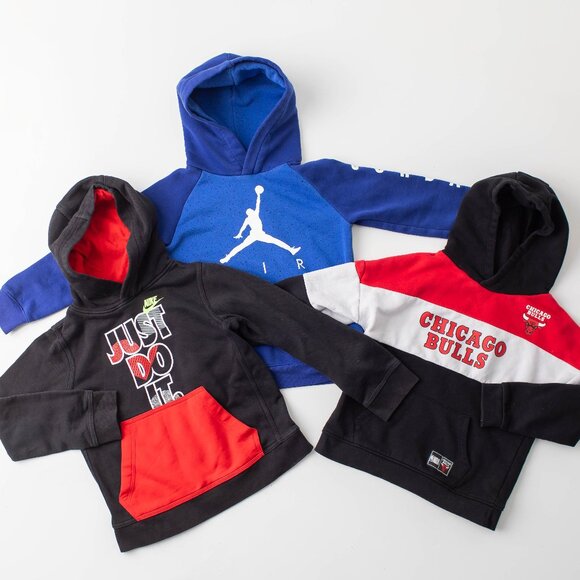 Youth Boys 6-7 Nike Just Do It Air Jordan NBA Chicago Bulls Long Sleeve Hoodies